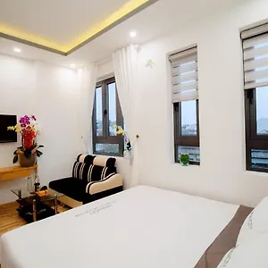 https://hoian-royal-villa.hotelsofhoian.com